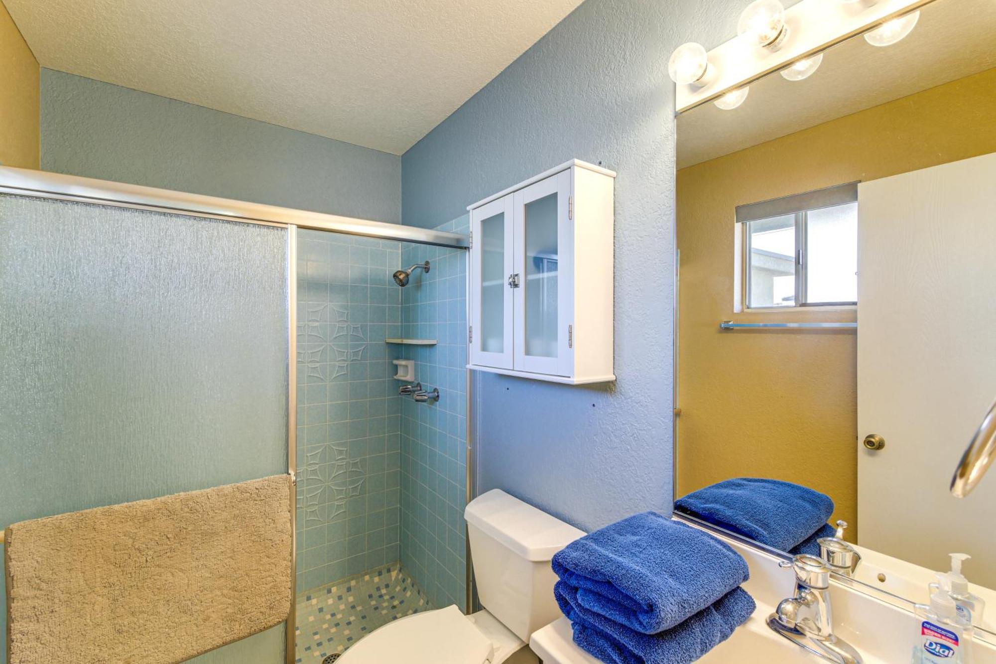 Holiday home Havasu Getaway Less Than 3 Miles To Lakes Shore *