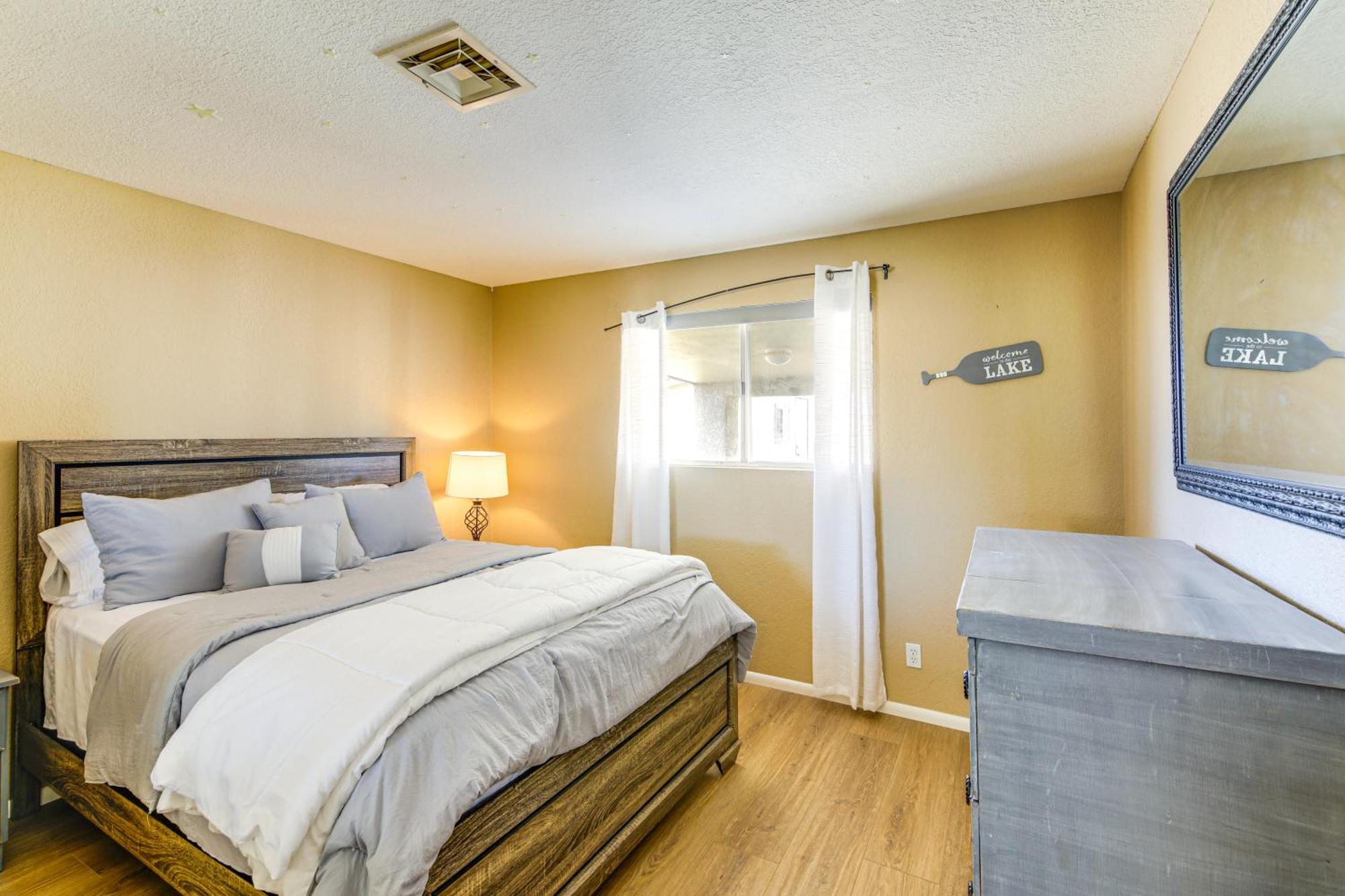 Havasu Getaway Less Than 3 Miles To Lakes Shore Holiday home Lake Havasu City
