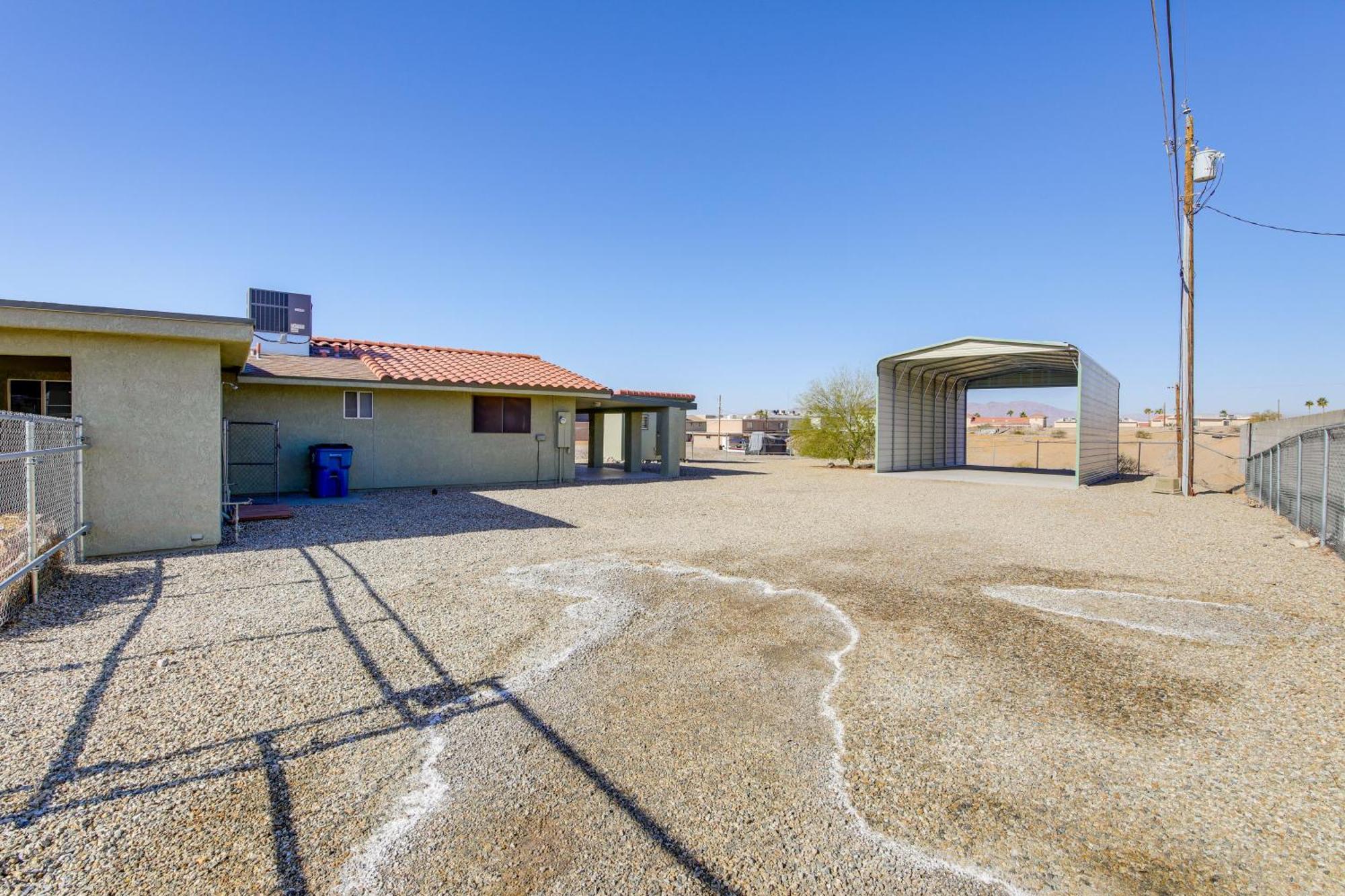 Holiday home Havasu Getaway Less Than 3 Miles To Lakes Shore