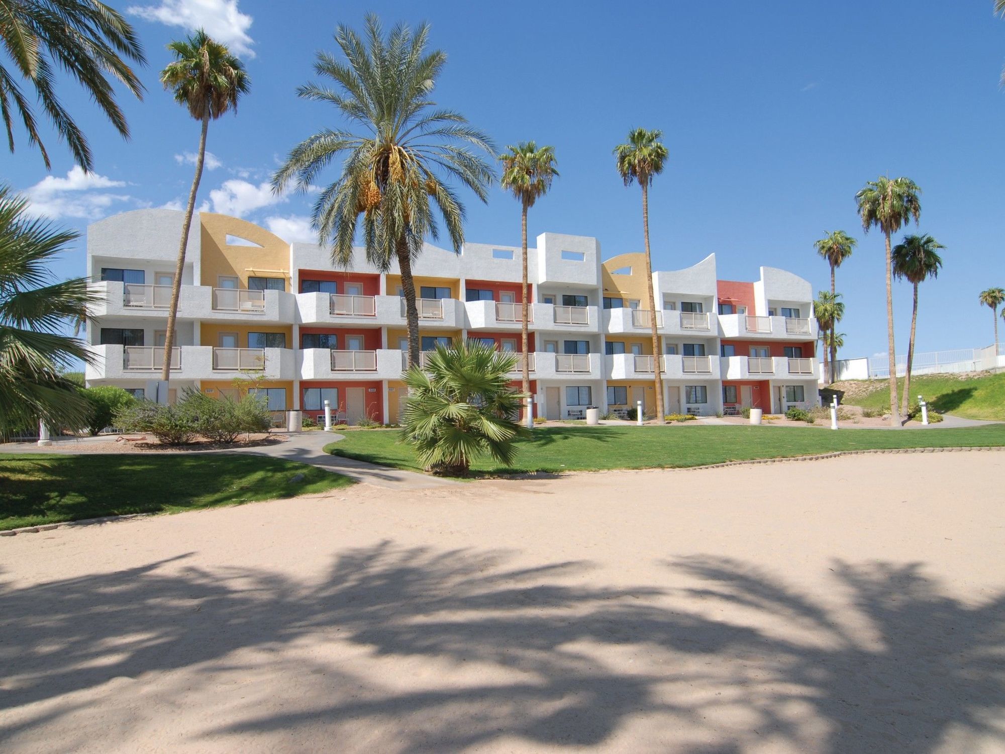 The Nautical Beachfront Lake Havasu City