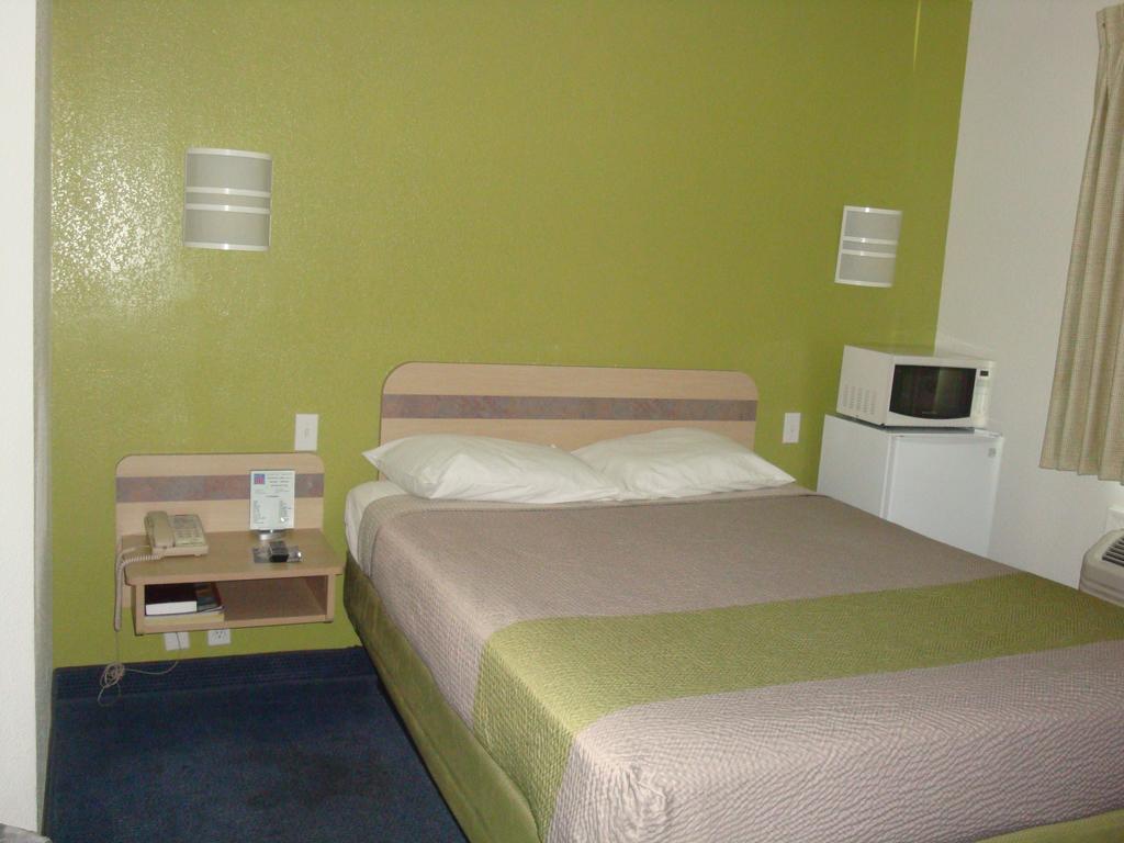Lakeside Havasu Hotel 2*