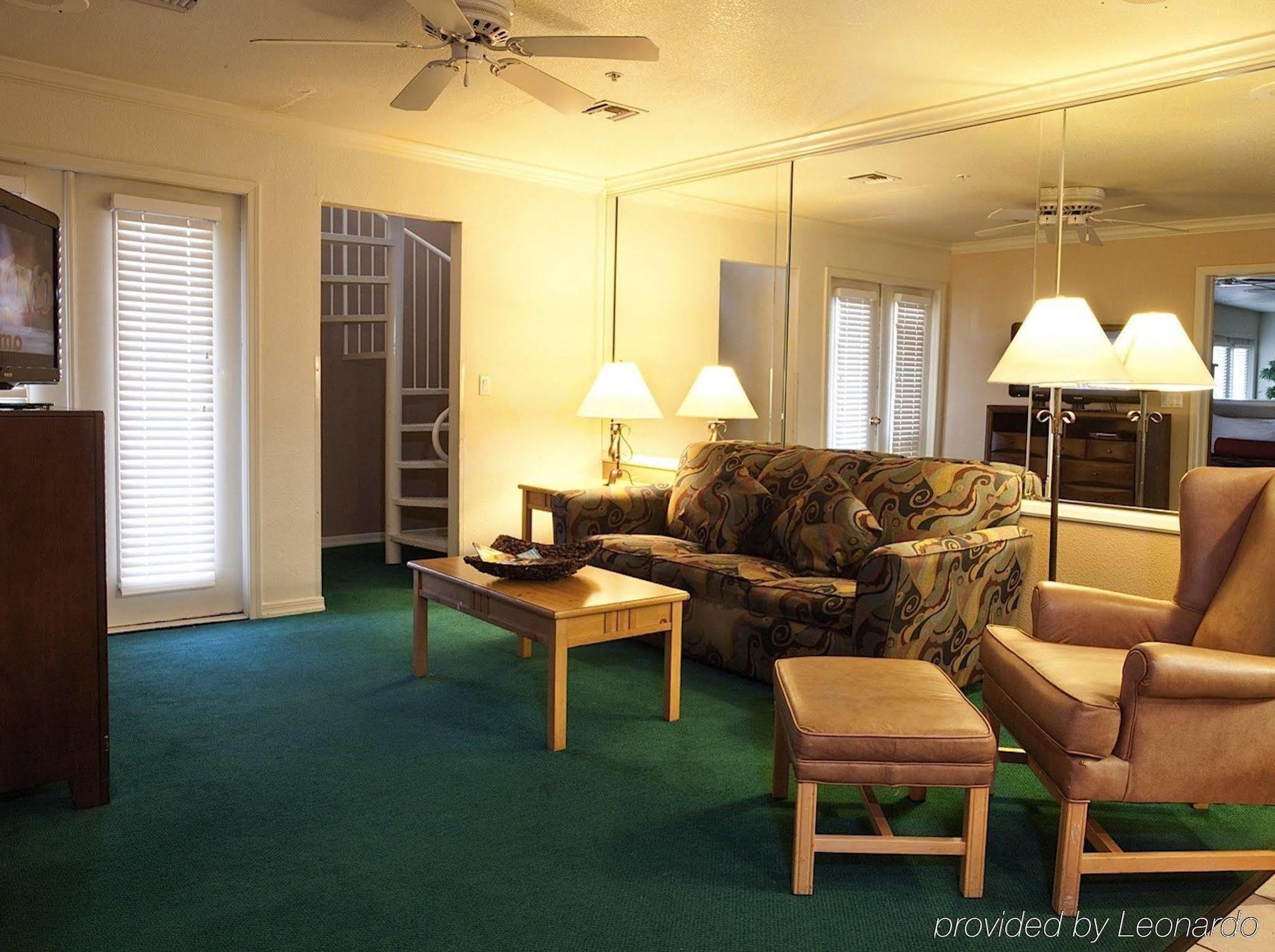 London Bridge Hotel 3*