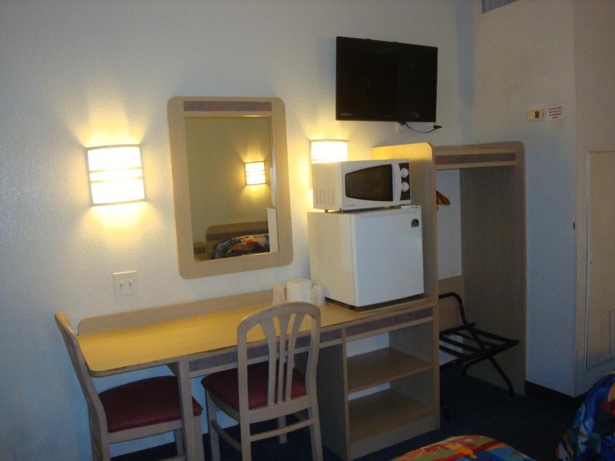 Lakeside Havasu Hotel
