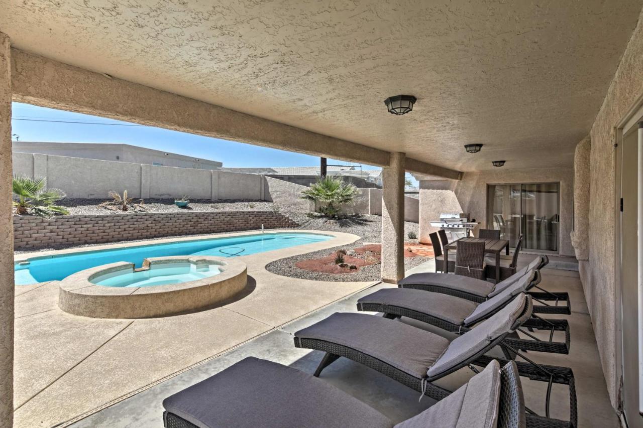 Havasu With Fire Pit And Grill, 3 Mi To Holiday home